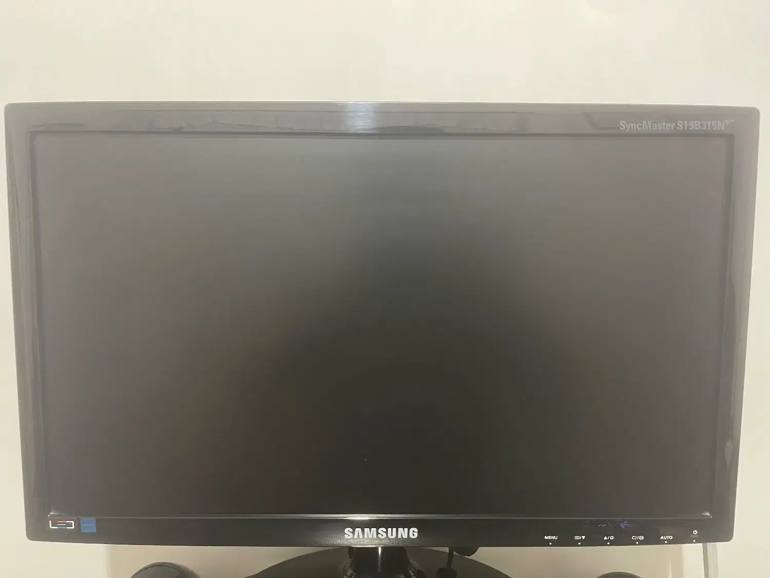 Samsung S19B315N PLUS|قطعات و لوازم جانبی رایانه|تالش, هشتپر|دیوار