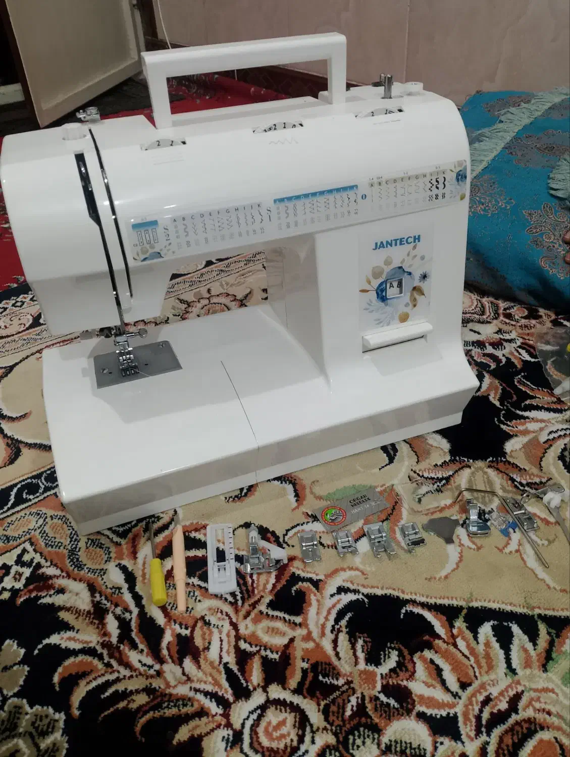 چرخ خیاطی|چرخ خیاطی و ریسندگی|نهبندان, |دیوار