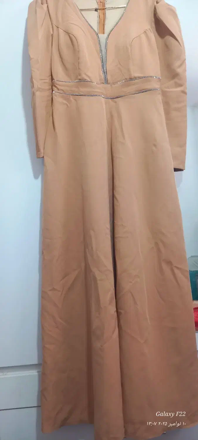 لباس مجلسی زنانه وکاشت ناخن|لباس|مشهد, ثامن|دیوار