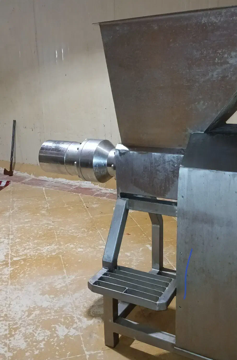 دستگاه استخوان گیر مرغ بادر|ماشین‌آلات صنعتی|مشهد, رباط طرق|دیوار