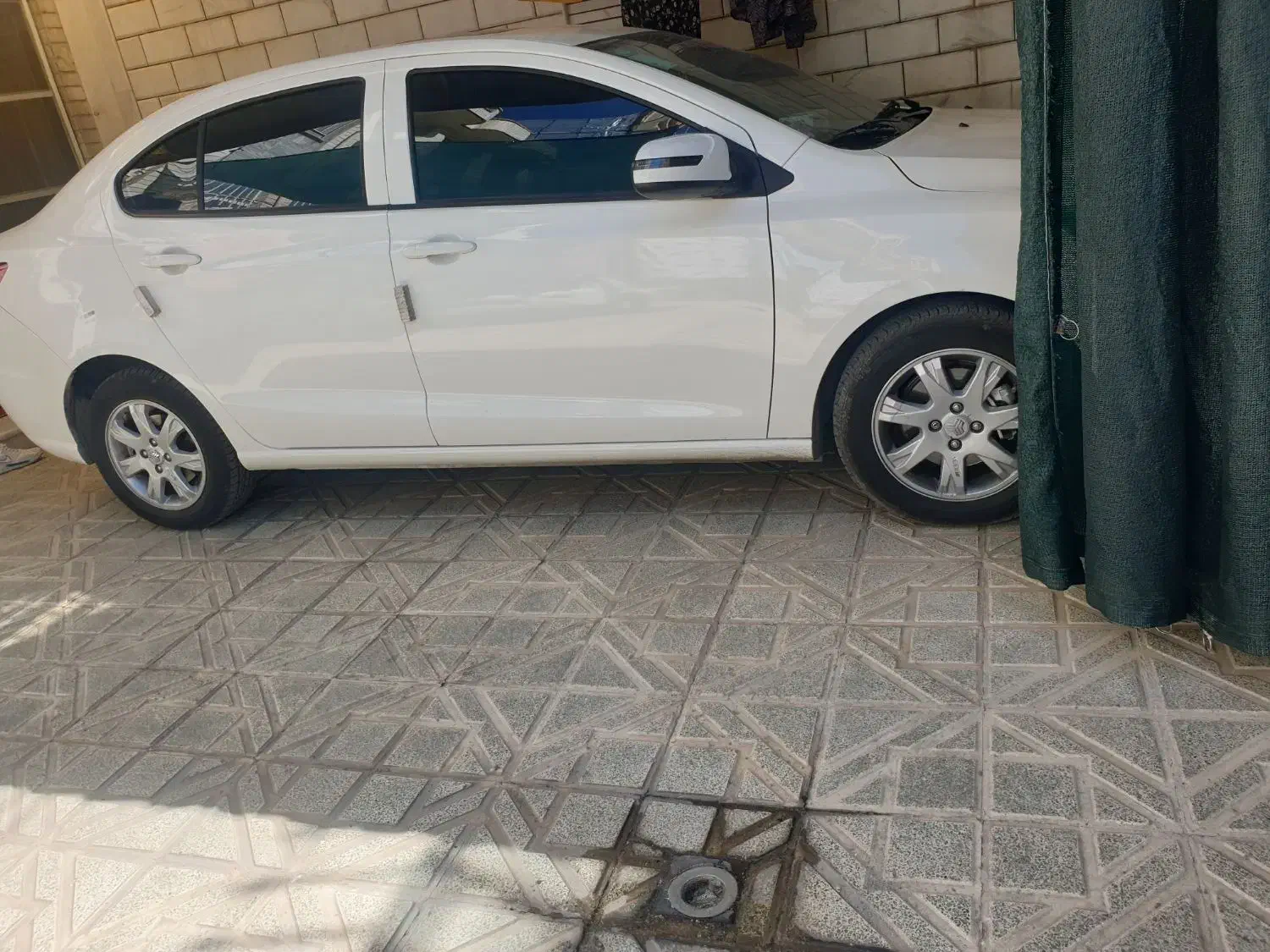 شاهین ساندروف دار ۴۰۳|خودرو سواری و وانت|کرمانشاه, |دیوار