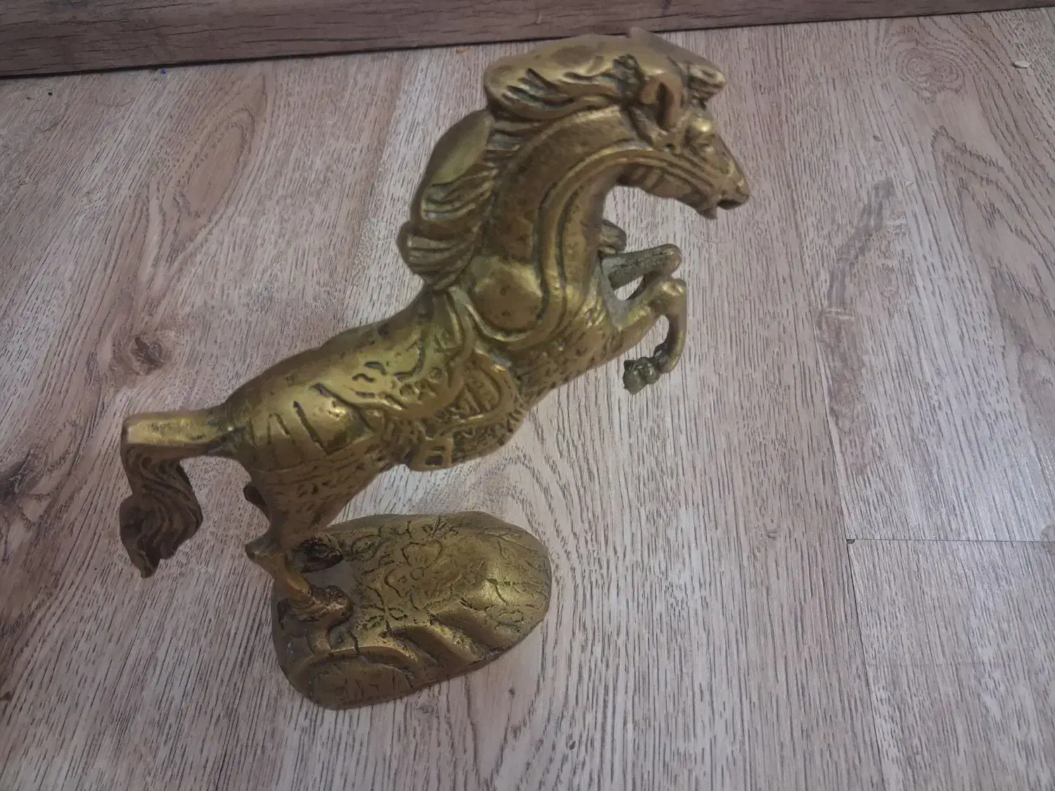 برنز اصل سنگین|مجسمه، تندیس، ماکت|تبریز, |دیوار