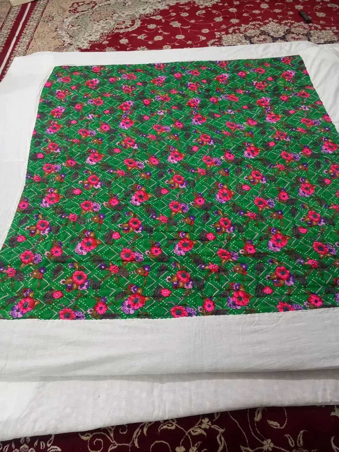 لحاف|رختخواب، بالش، پتو|اراک, |دیوار