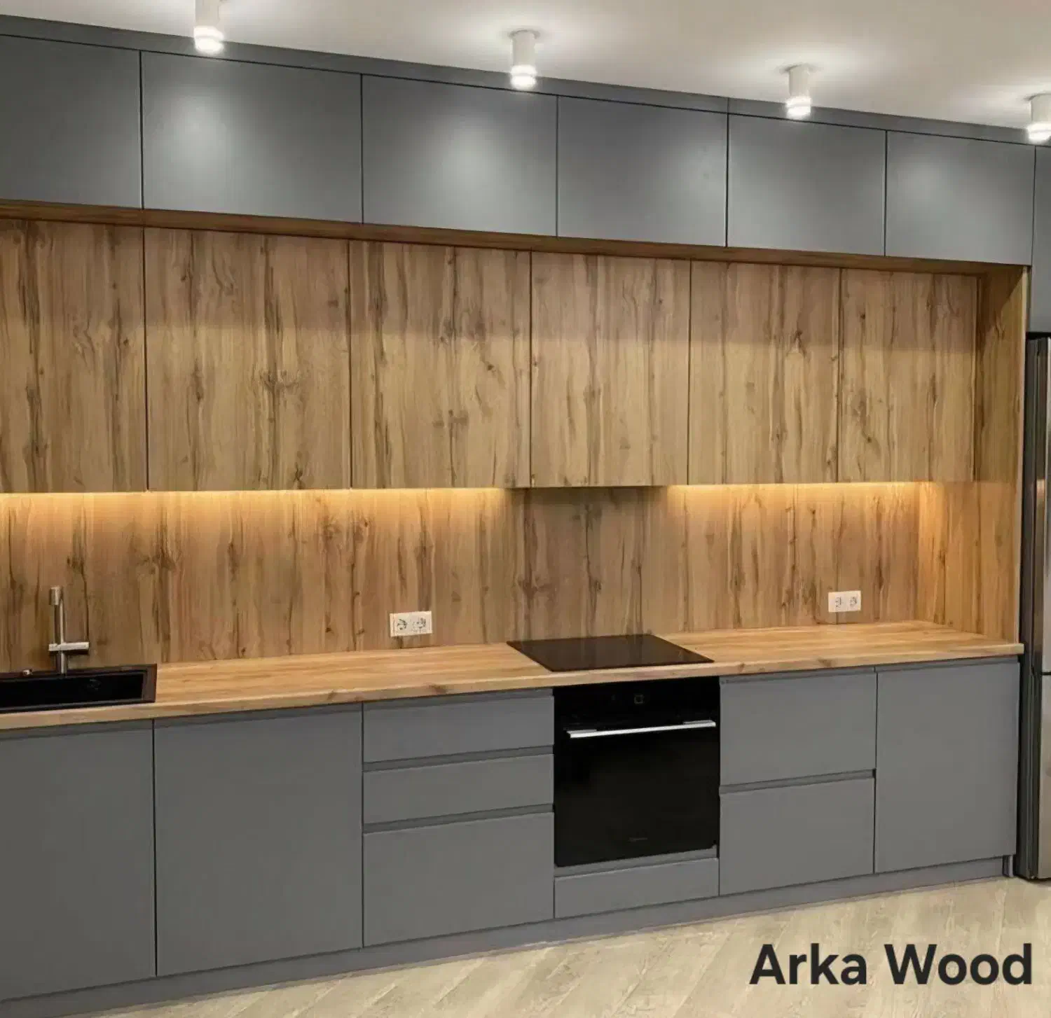 ساخت و اجرای انواع کابینت و کمد دیواری آرکا|خدمات پیشه و مهارت|رفسنجان, |دیوار