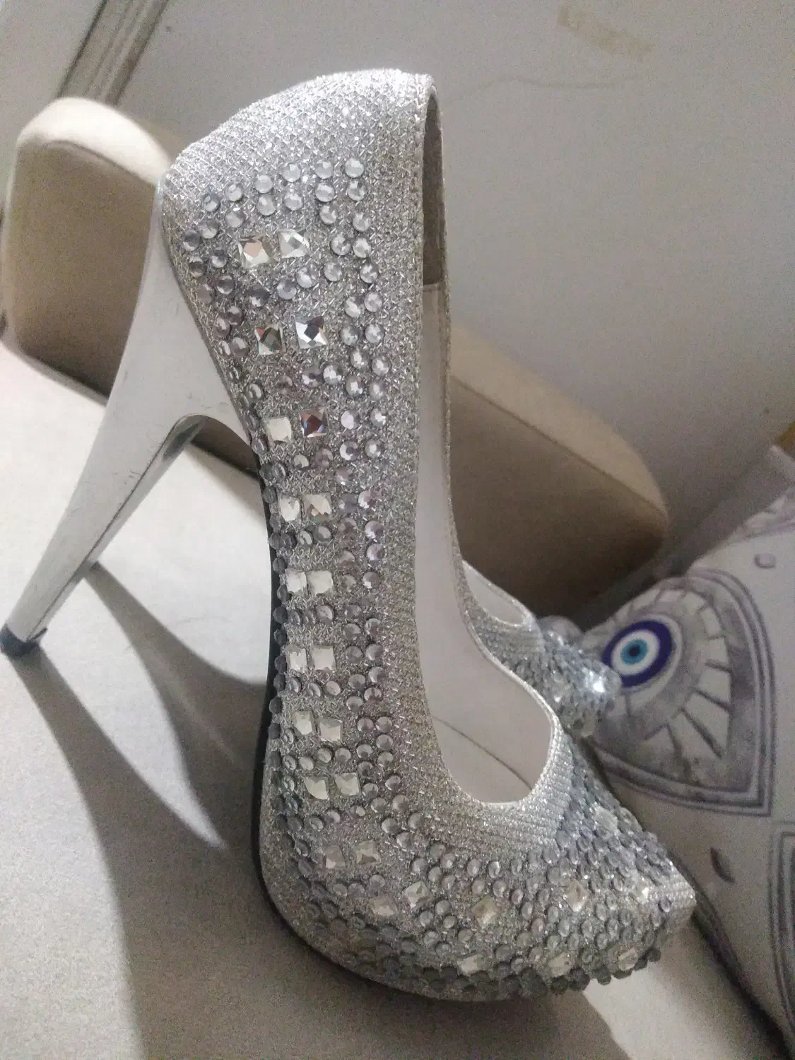 کفش مجلسی|کیف، کفش، کمربند|نیشابور, فردوس شمالی|دیوار