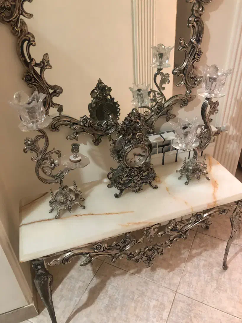 اینه|آینه|اصفهان, مرداویج|دیوار