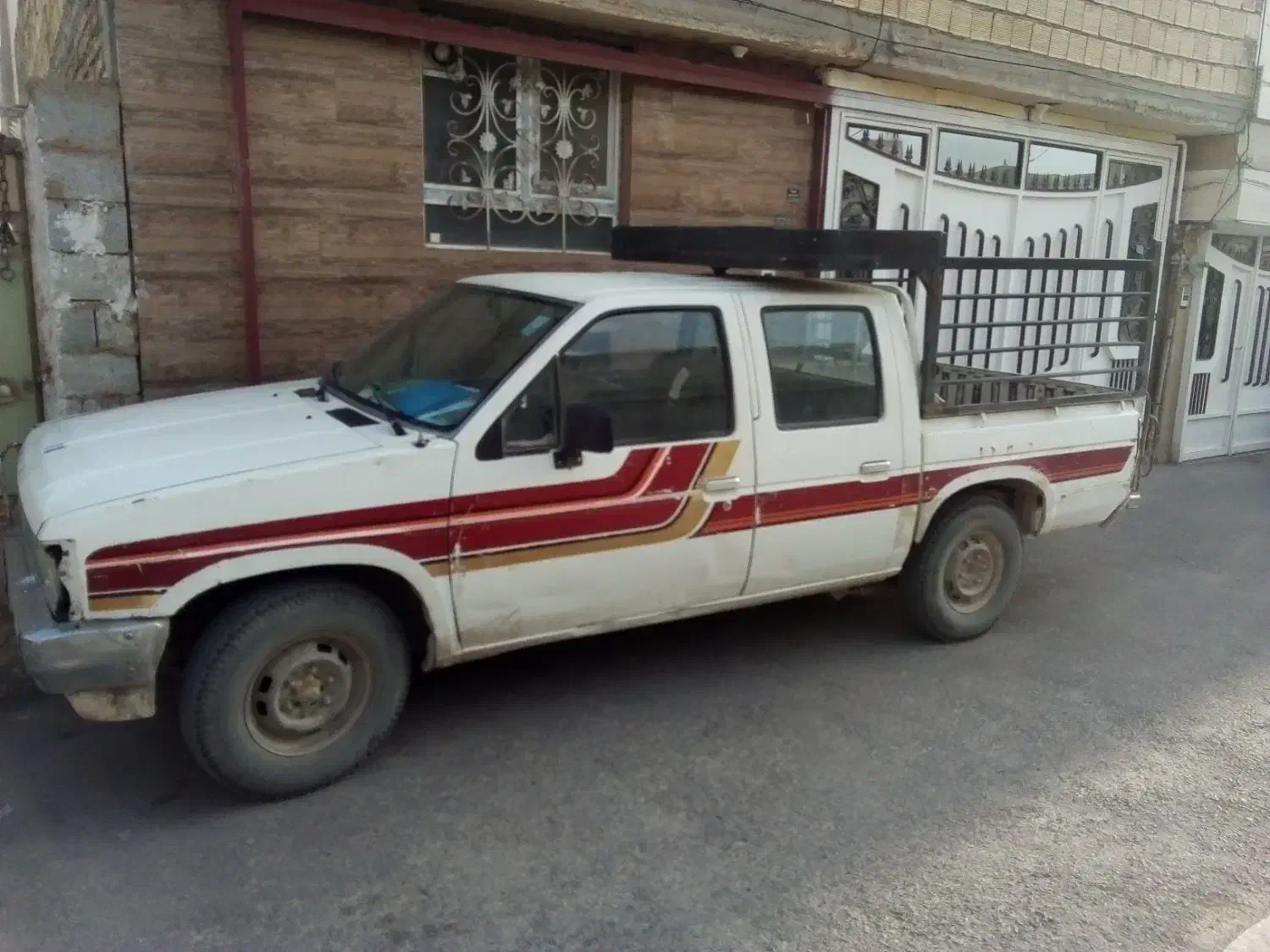 نیسان ۲۰۰۰دوکابین|خودرو سواری و وانت|نجفآباد, جعفرآباد|دیوار