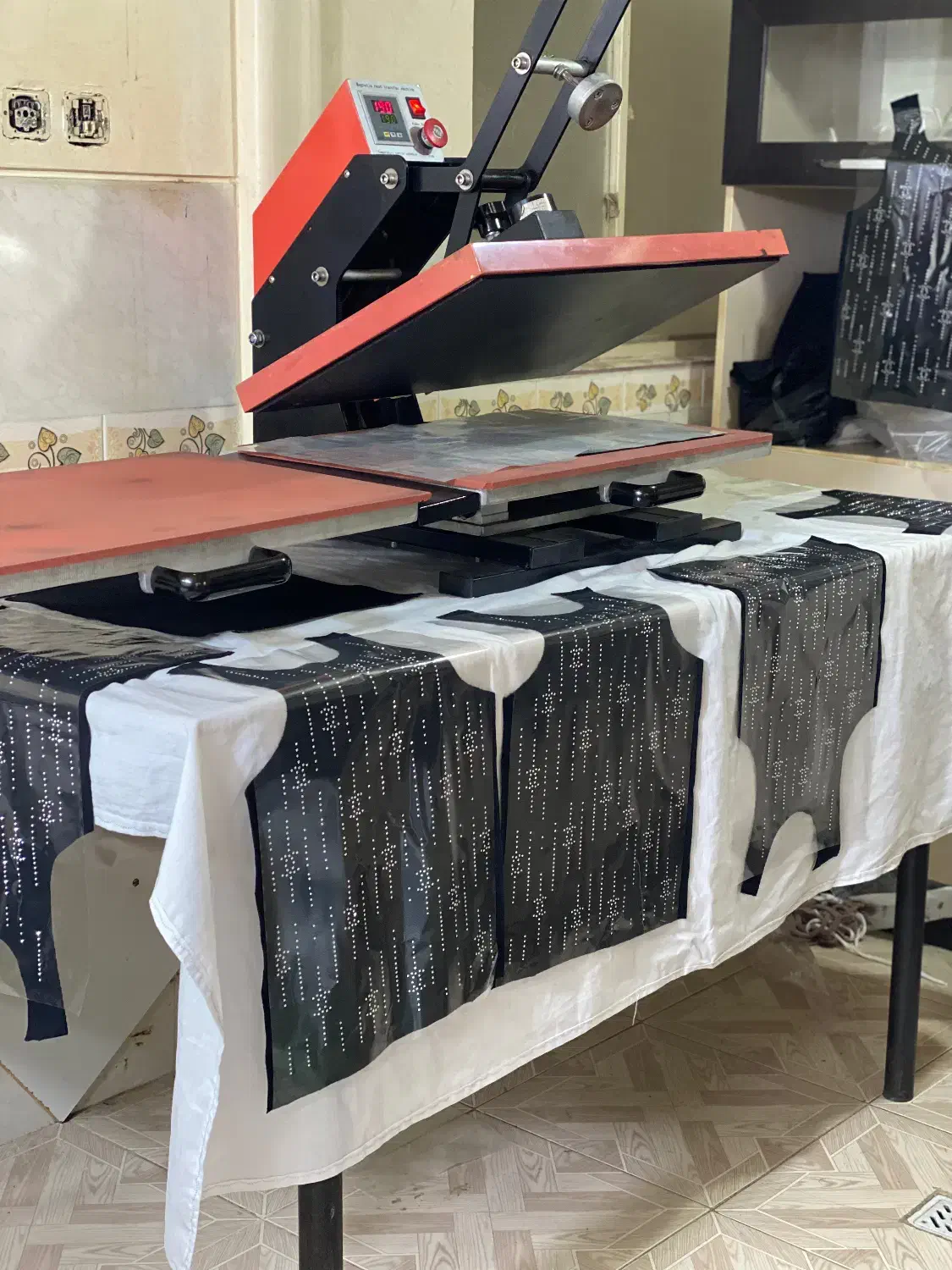 دستگاه چاپ پرس حرارتی تیپیکال|ماشین‌آلات صنعتی|تهران, بازار|دیوار