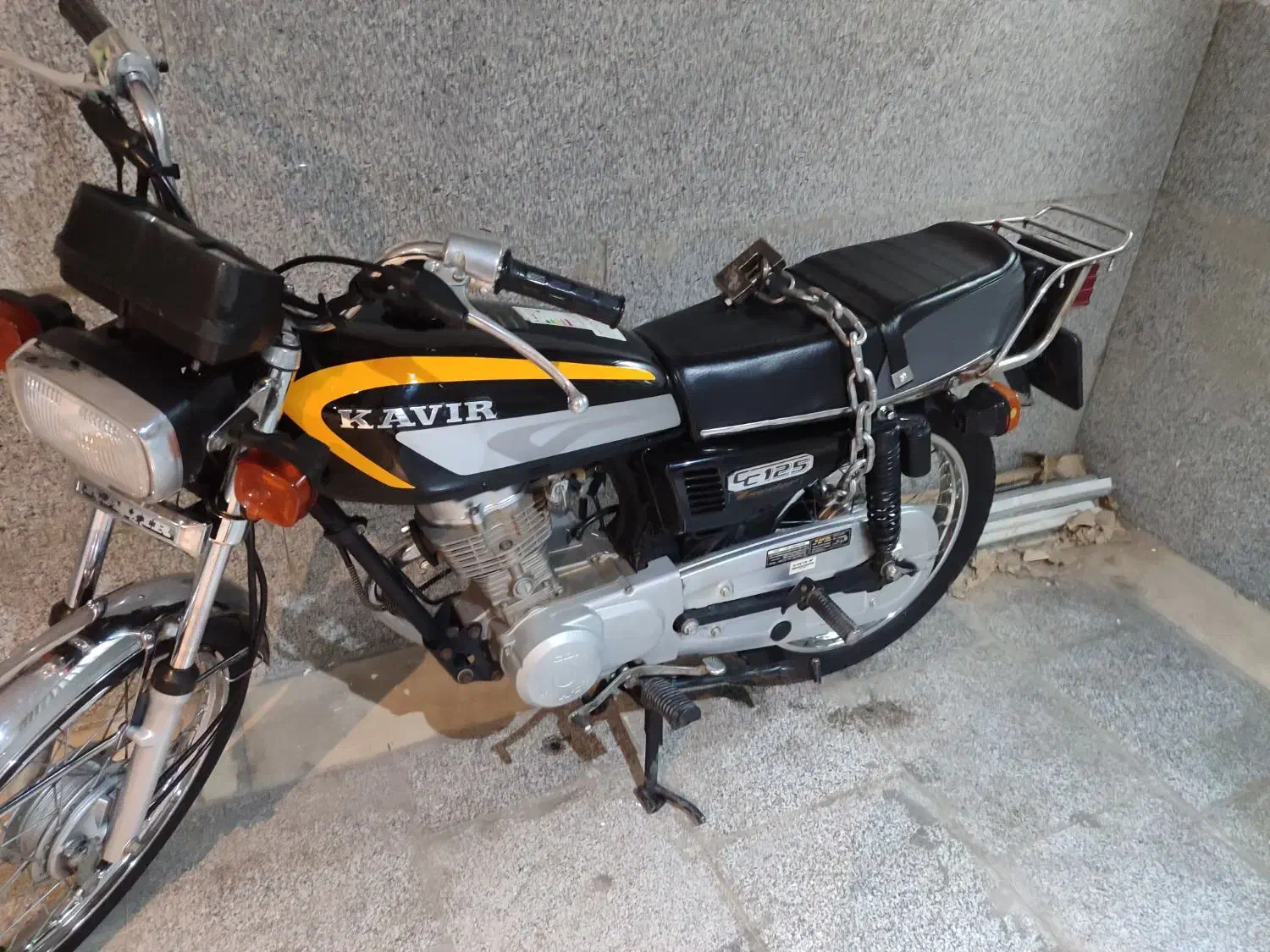 کویر 94|موتورسیکلت|قم, انسجام|دیوار