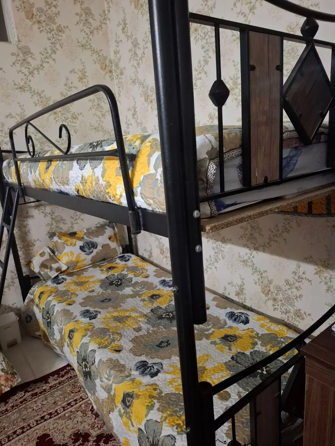 تخت دو طبقه فلزی با تشک پلاستیک شده|تخت و سرویس خواب|مشهد, الهیه|دیوار