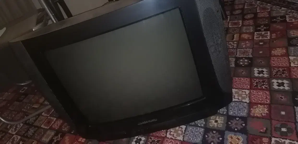 تلوزیون 21 اینچ|تلویزیون و پروژکتور|یاسوج, |دیوار