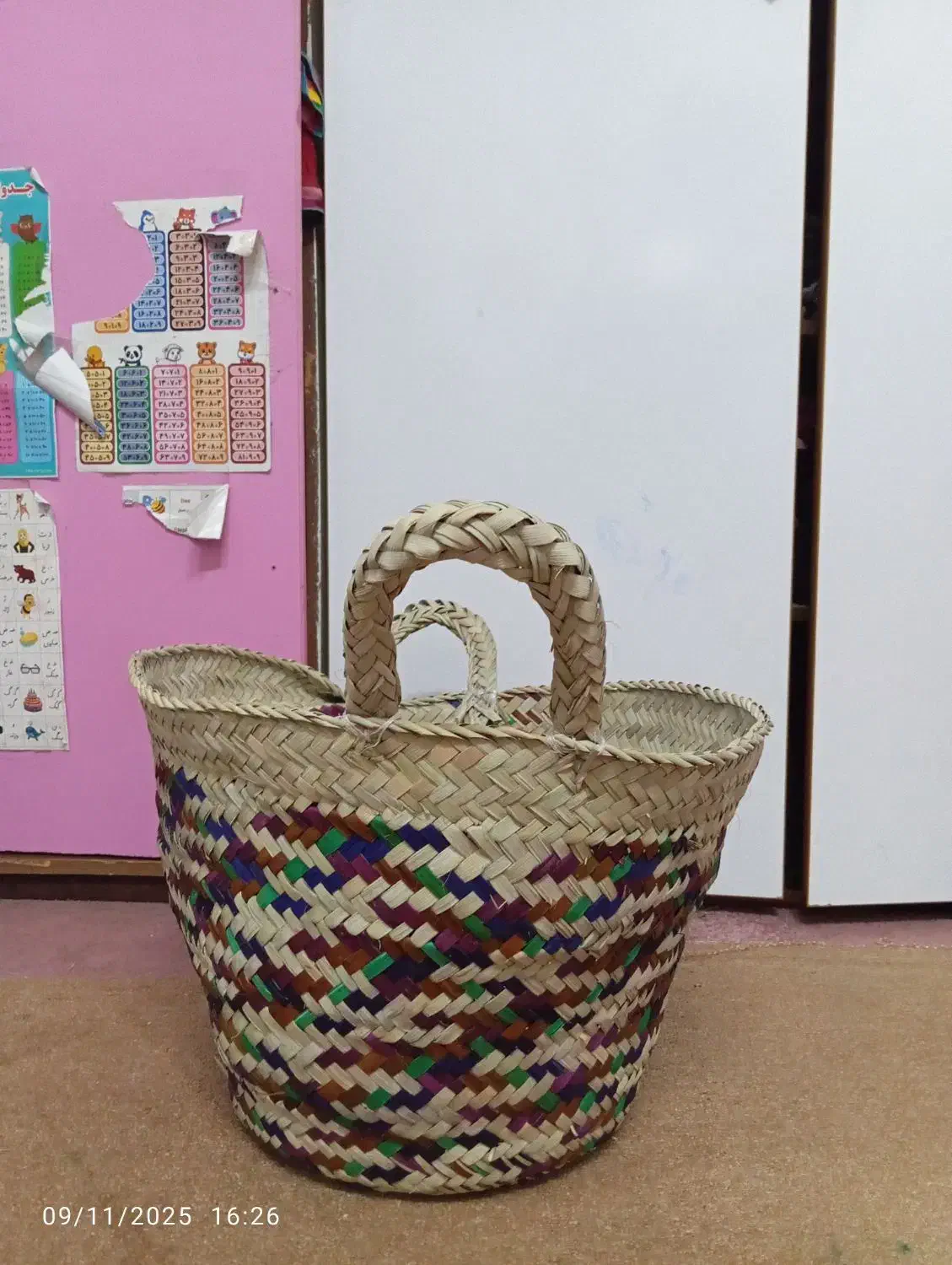 سبد حصیری سایز بزرگ|صنایع دستی و سایر لوازم تزئینی|بروجن, |دیوار