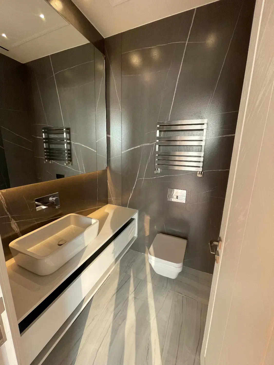 زعفرانیه تندیس زنبق-۳۲۰ متر دید ابدی سعداباد