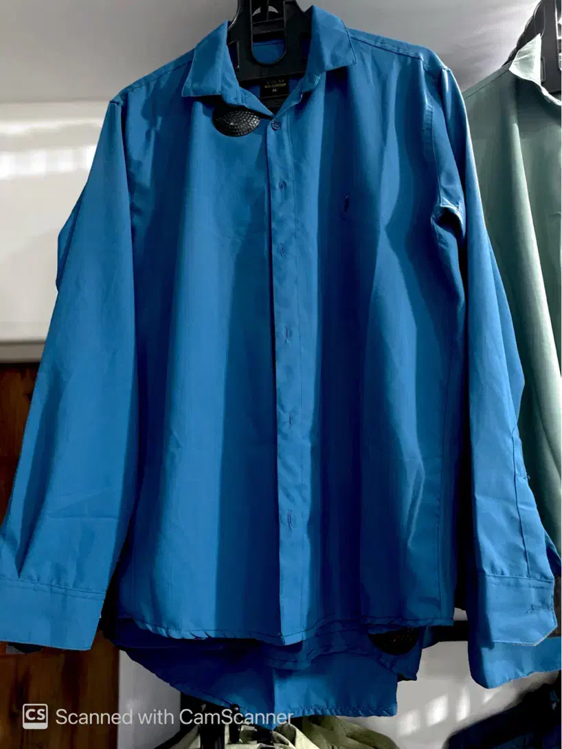 پیراهن|لباس|یاسوج, |دیوار