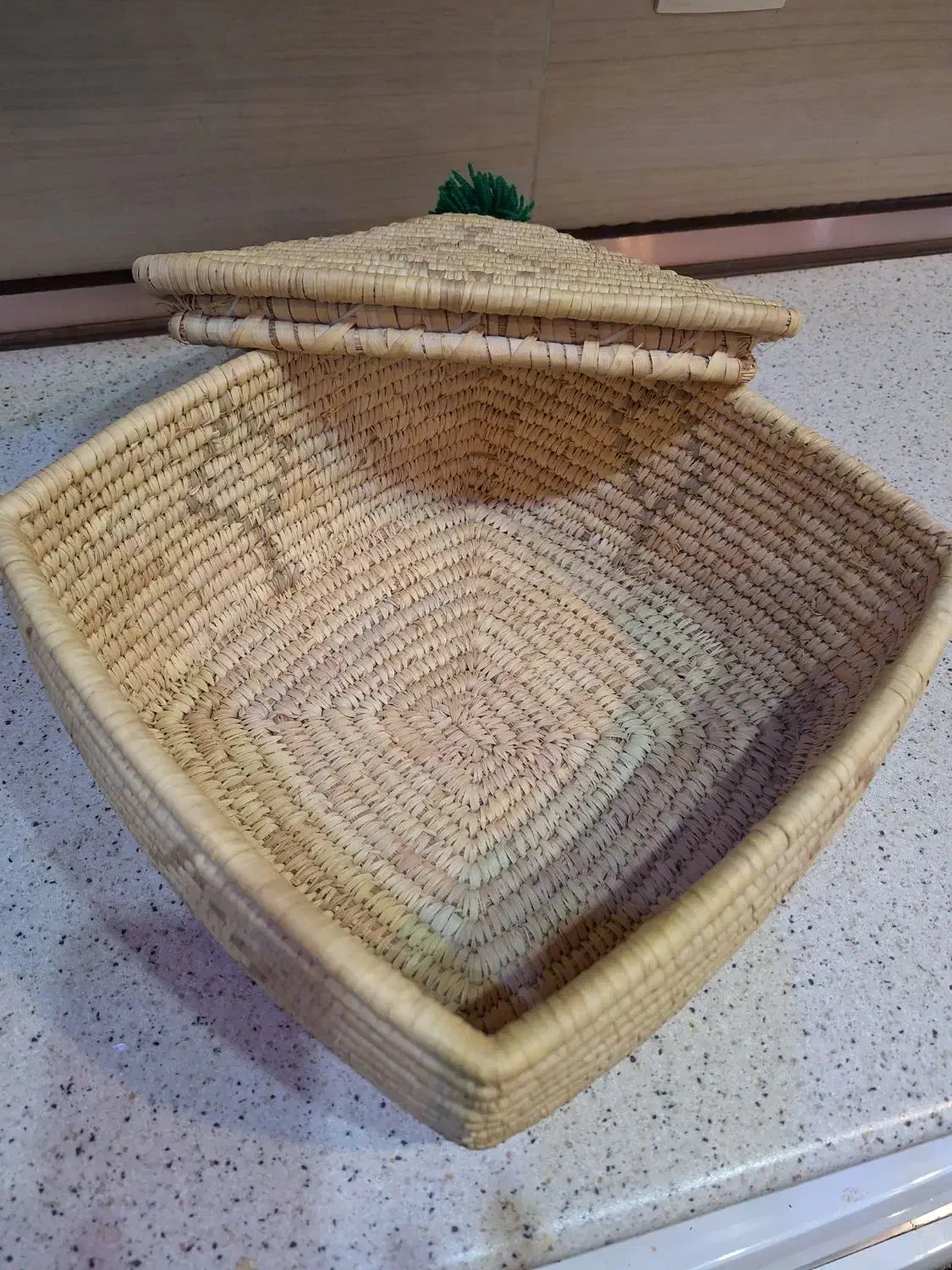 سبد حصیری(کپو) جای نگهداری نان|صنایع دستی و سایر لوازم تزئینی|اهواز, کوی سعدی|دیوار