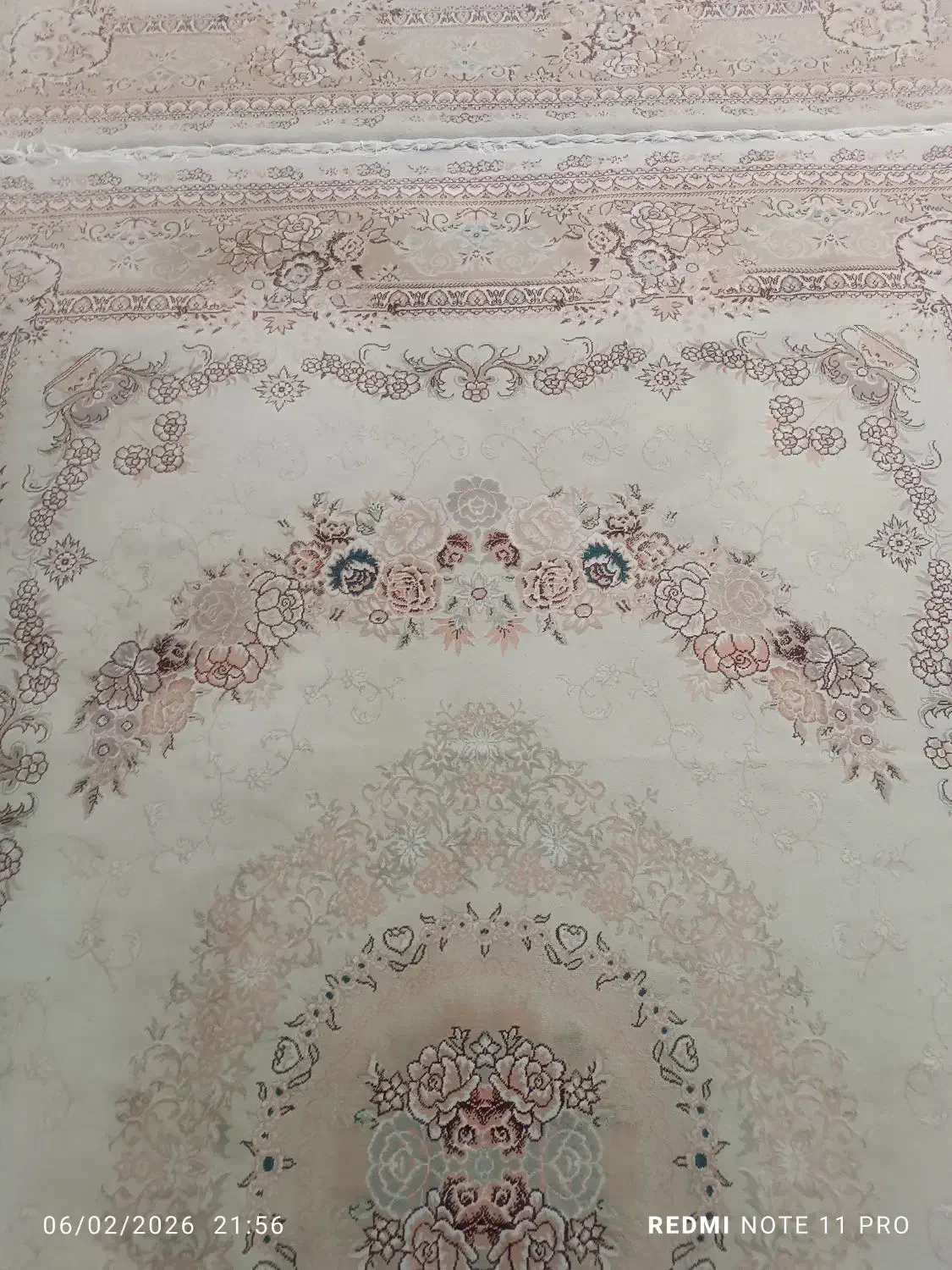 فرش نه متری|فرش|میانه, |دیوار