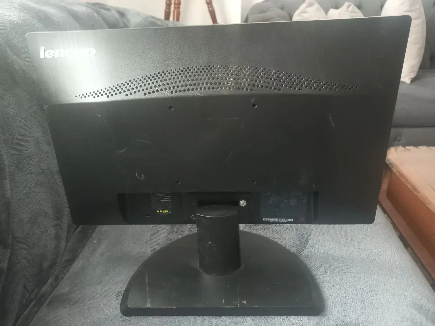 مانیتور۱۹ اینچ|قطعات و لوازم جانبی رایانه|قشم, |دیوار