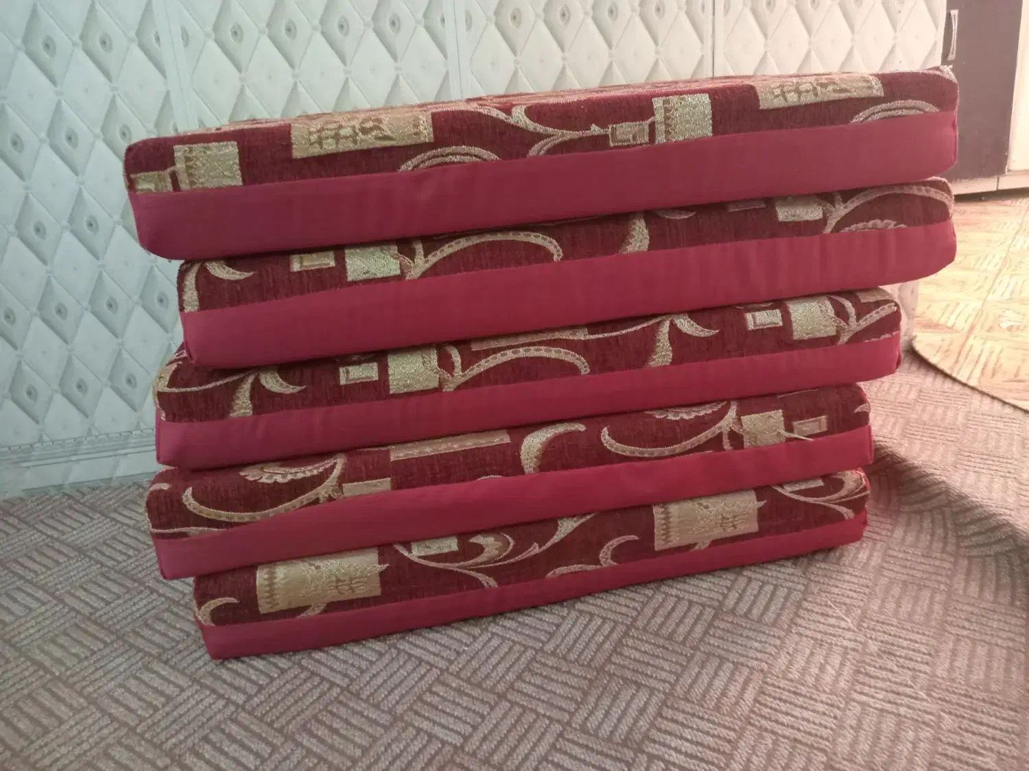 پشتی در حد نو 11عدد|پشتی|چمران, |دیوار