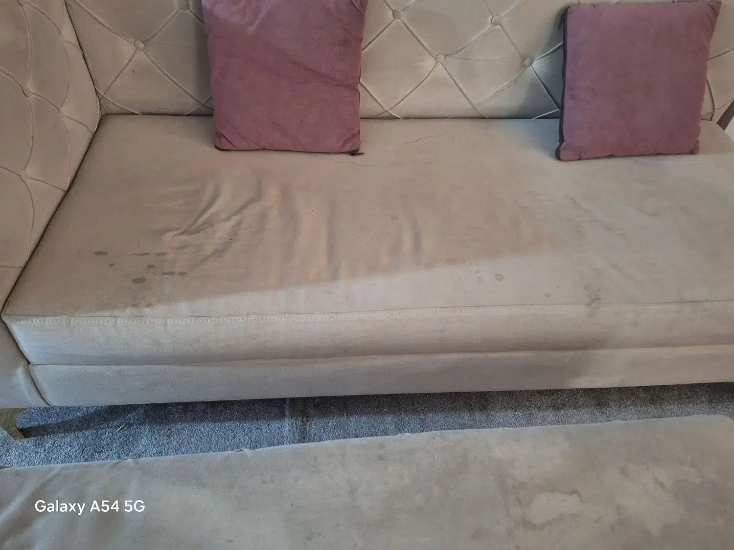 مبل ۷ نفره چستر همراه با یه پاف ۴ میلیون|مبلمان خانگی و میز عسلی|شاهین‌شهر, شهرک گلدیس|دیوار