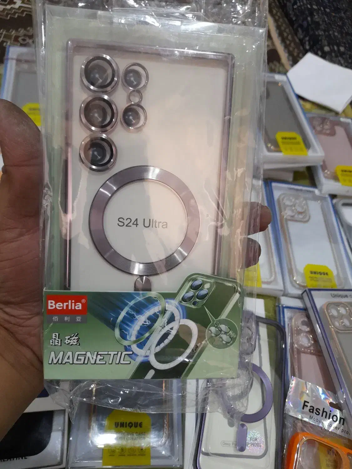 انواع قاب ایفون جنس درجه یک  همه با هم دونی 70|لوازم جانبی موبایل و تبلت|آبادان, |دیوار