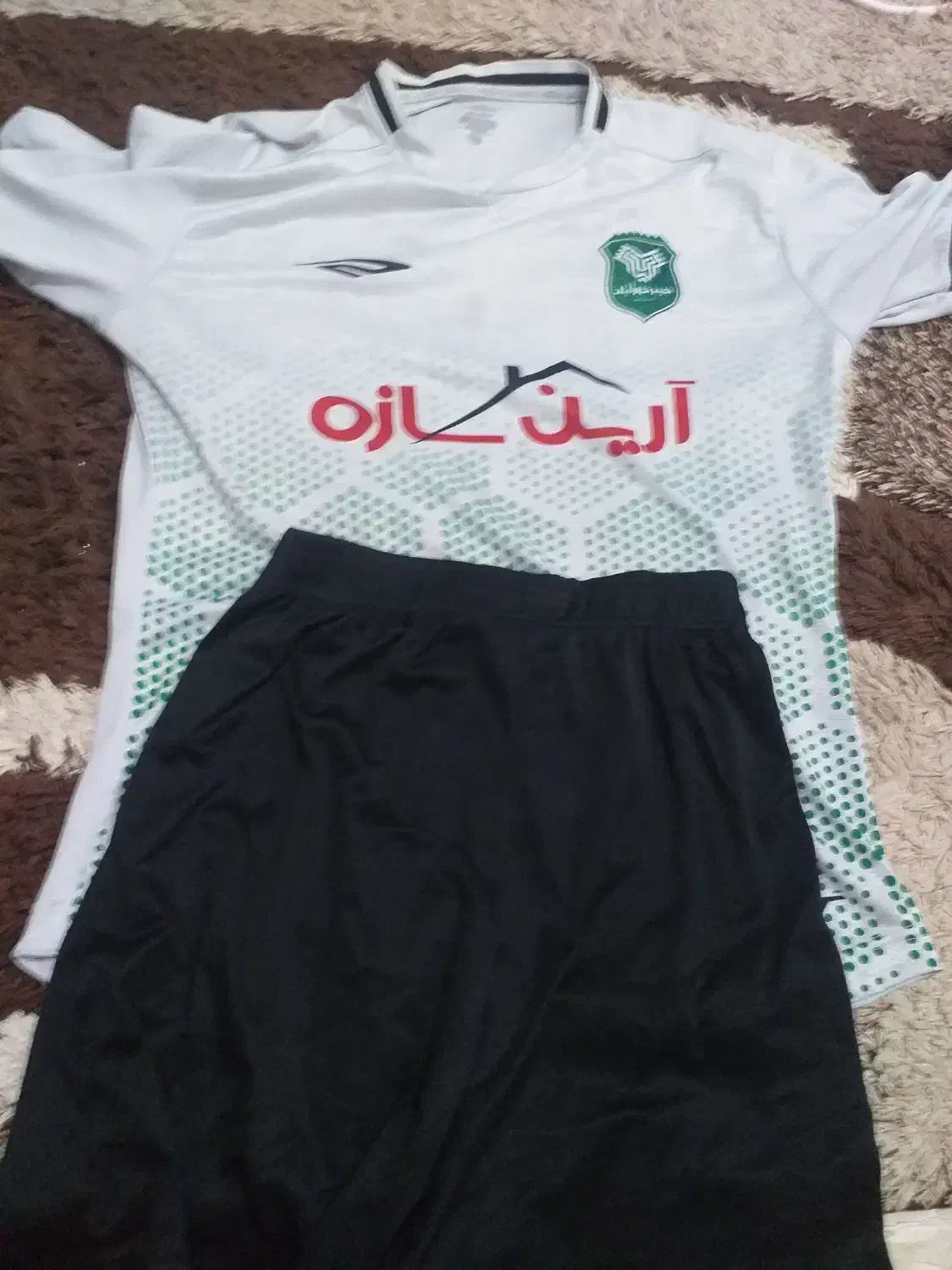 کیت خیبر خرم آباد|لباس|خرمآباد, |دیوار