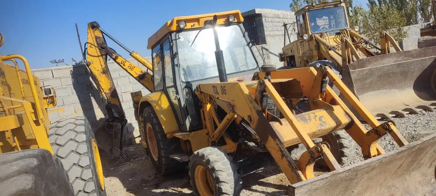 بیل بکهو تی دی ال 86|خودرو سنگین|میاندوآب, |دیوار