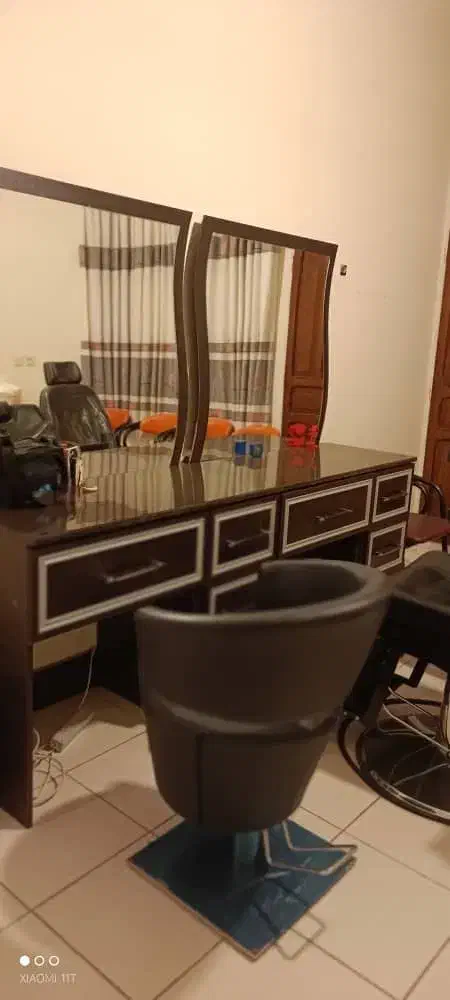 فروش فقط بصورت یکجا وسایل در حد نو|آرایشگاه و سالنهای زیبایی|کرمان, |دیوار