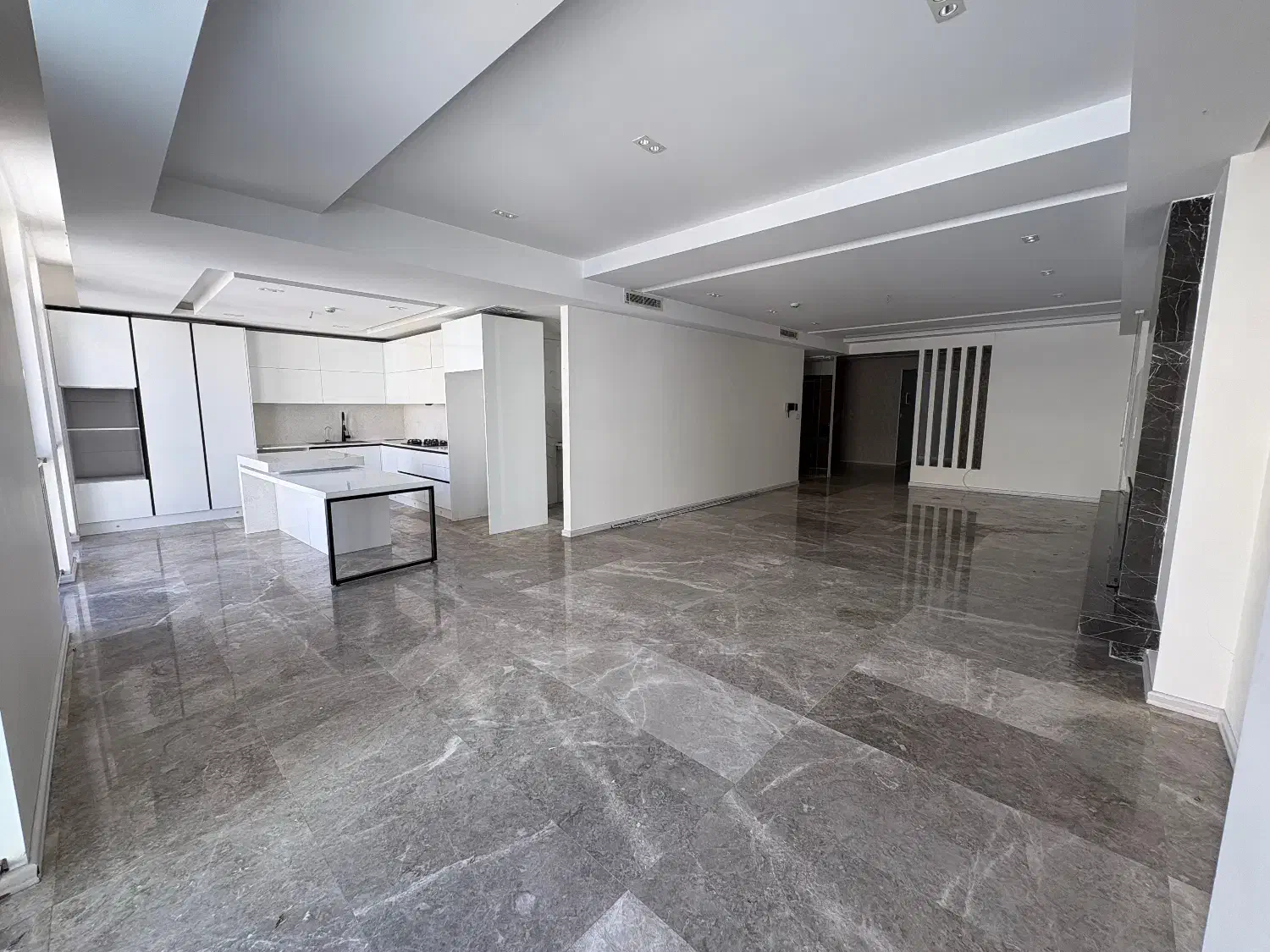 ۲۱۰ متر ۳ خوابه ، قابل تبدیل ( و مـوارد دیـگــر )