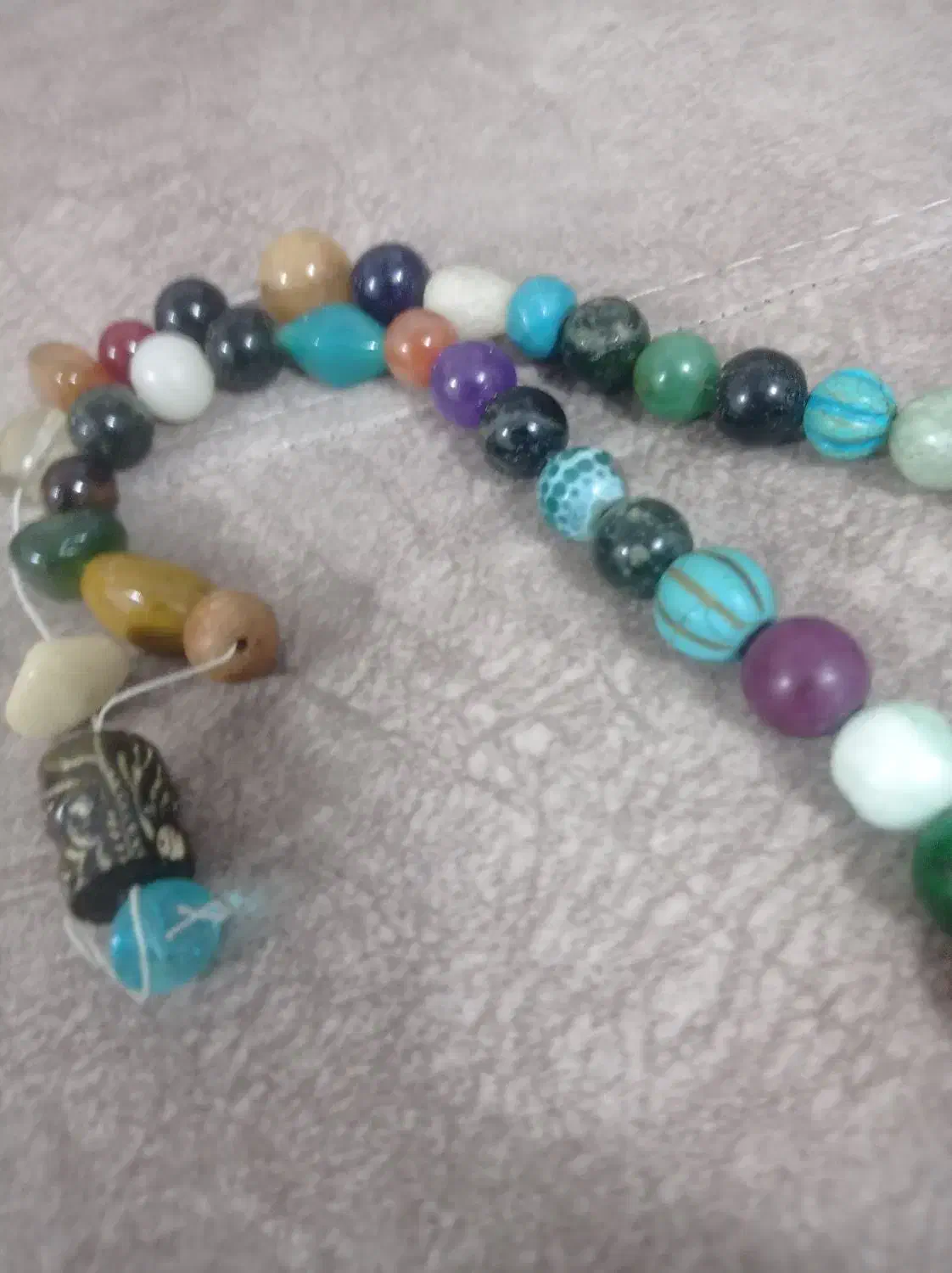 مهره های قدیمی|جواهرات|نهاوند, |دیوار