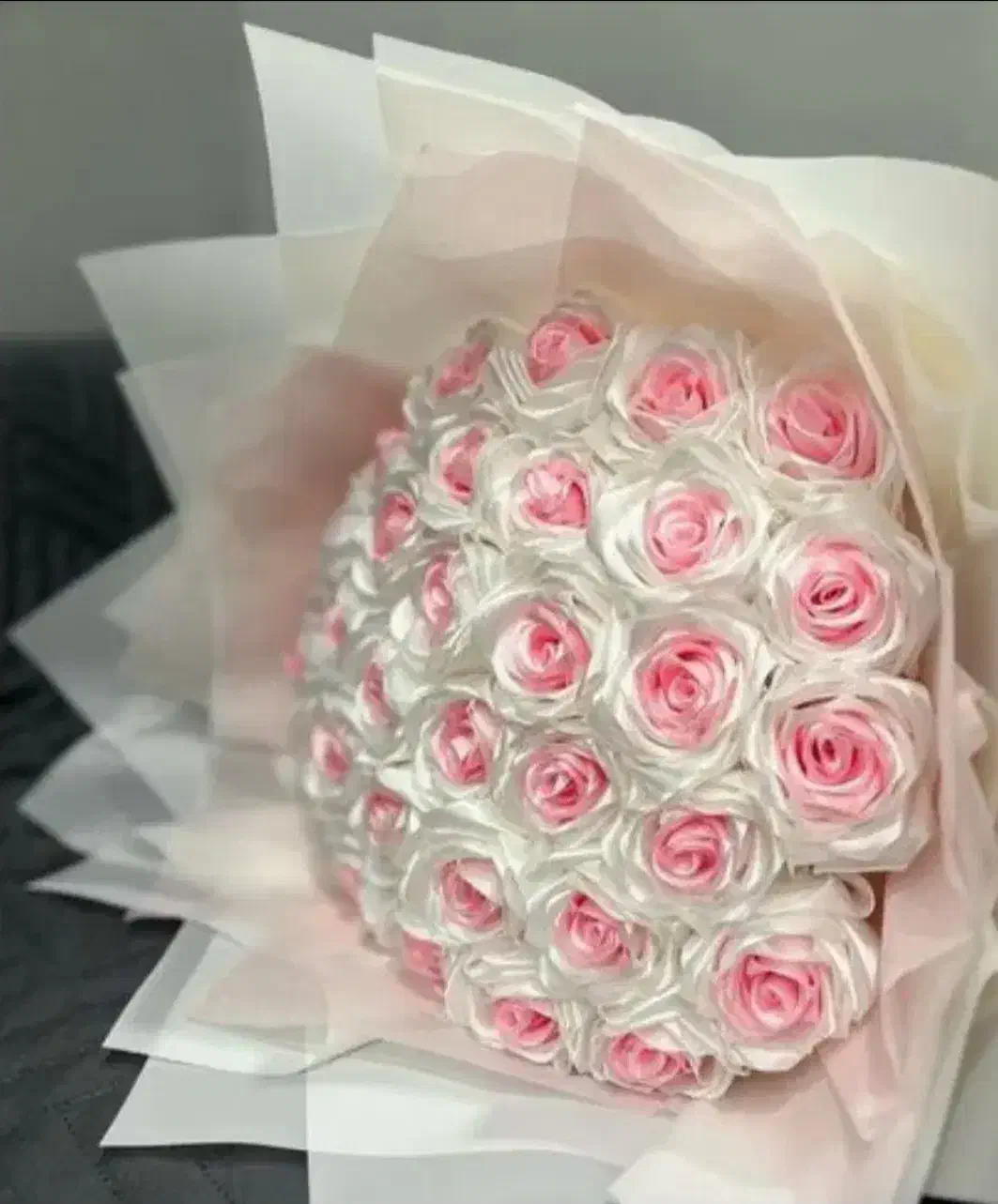 گل لاله و رز روبانی|گل مصنوعی|دماوند, گیلاوند|دیوار