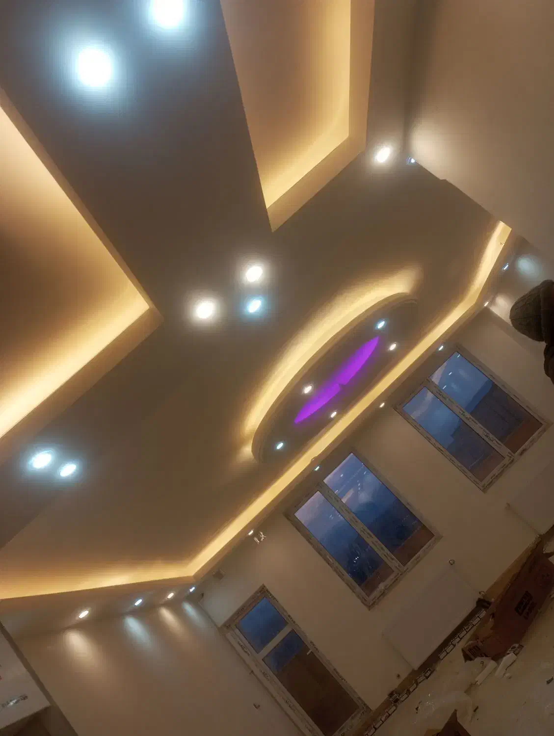 سیم کشی ساختمان|خدمات پیشه و مهارت|اهر, |دیوار