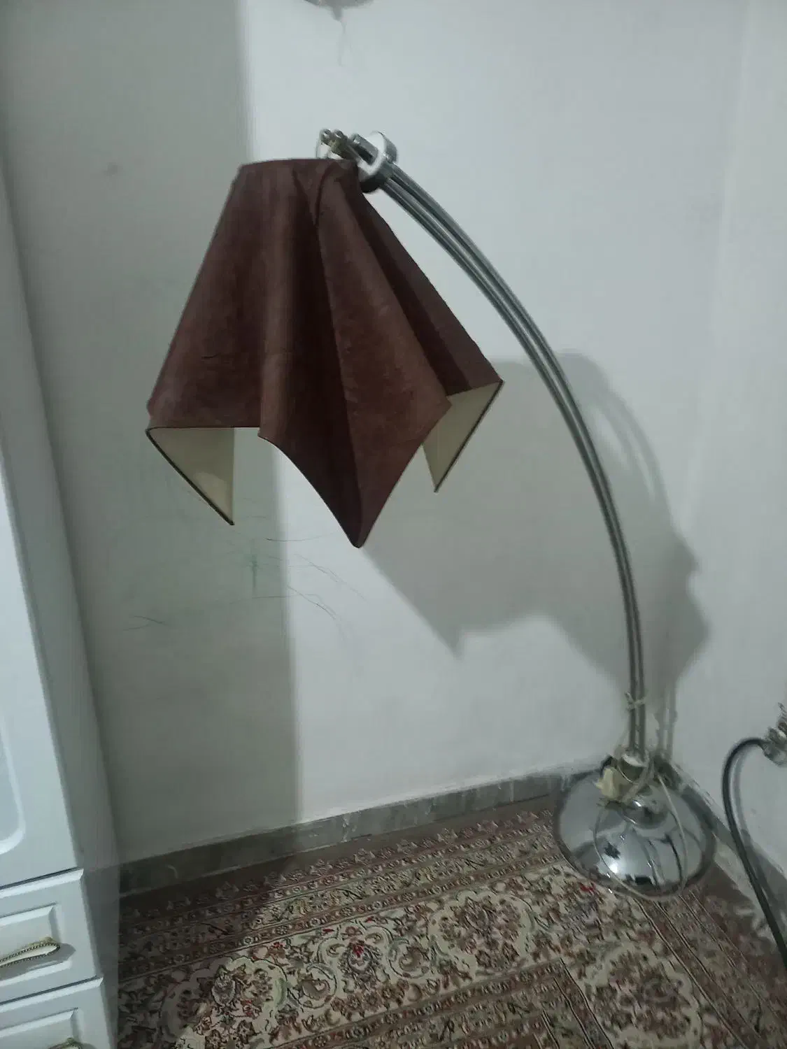 شب خواب|چراغ خواب و آباژور|بروجرد, |دیوار