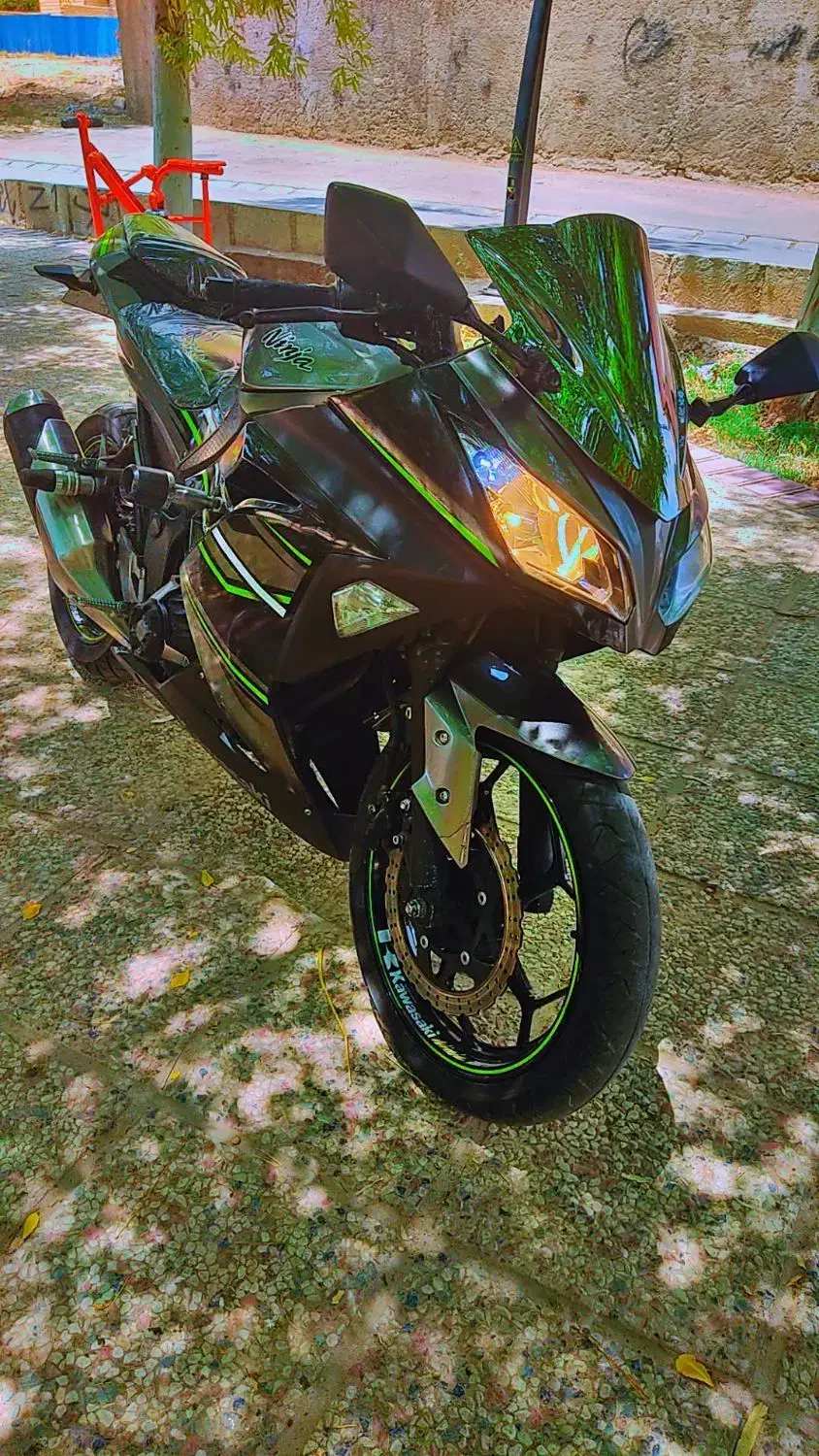 کاوازاکی نینجا zx 25r تک رنگ خاص ریس  بنلی 300|موتورسیکلت|شیراز, ارم|دیوار