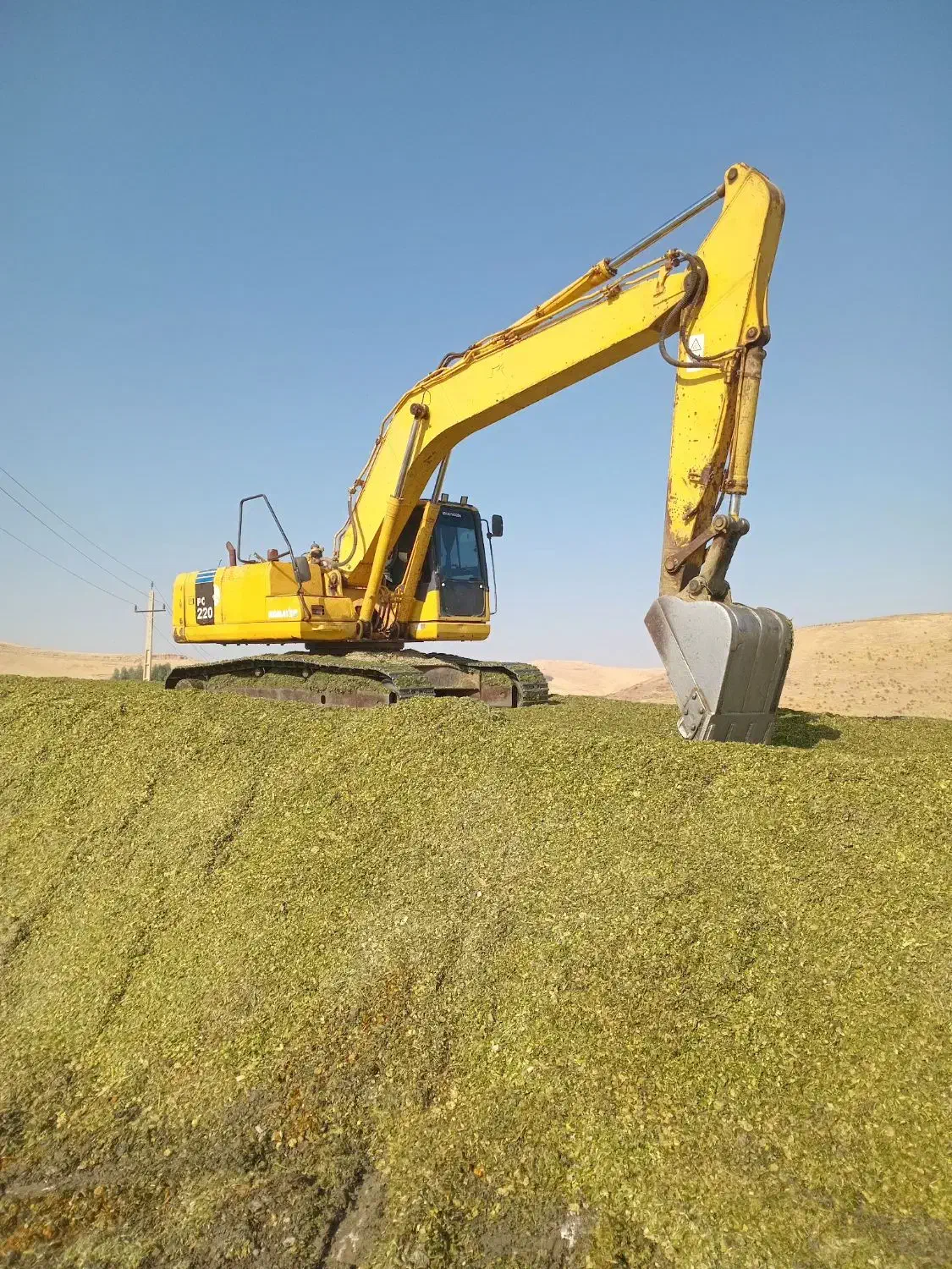 بیل مکانیکی کوماتسو 220 خط ۷|خودرو سنگین|ازگله, |دیوار