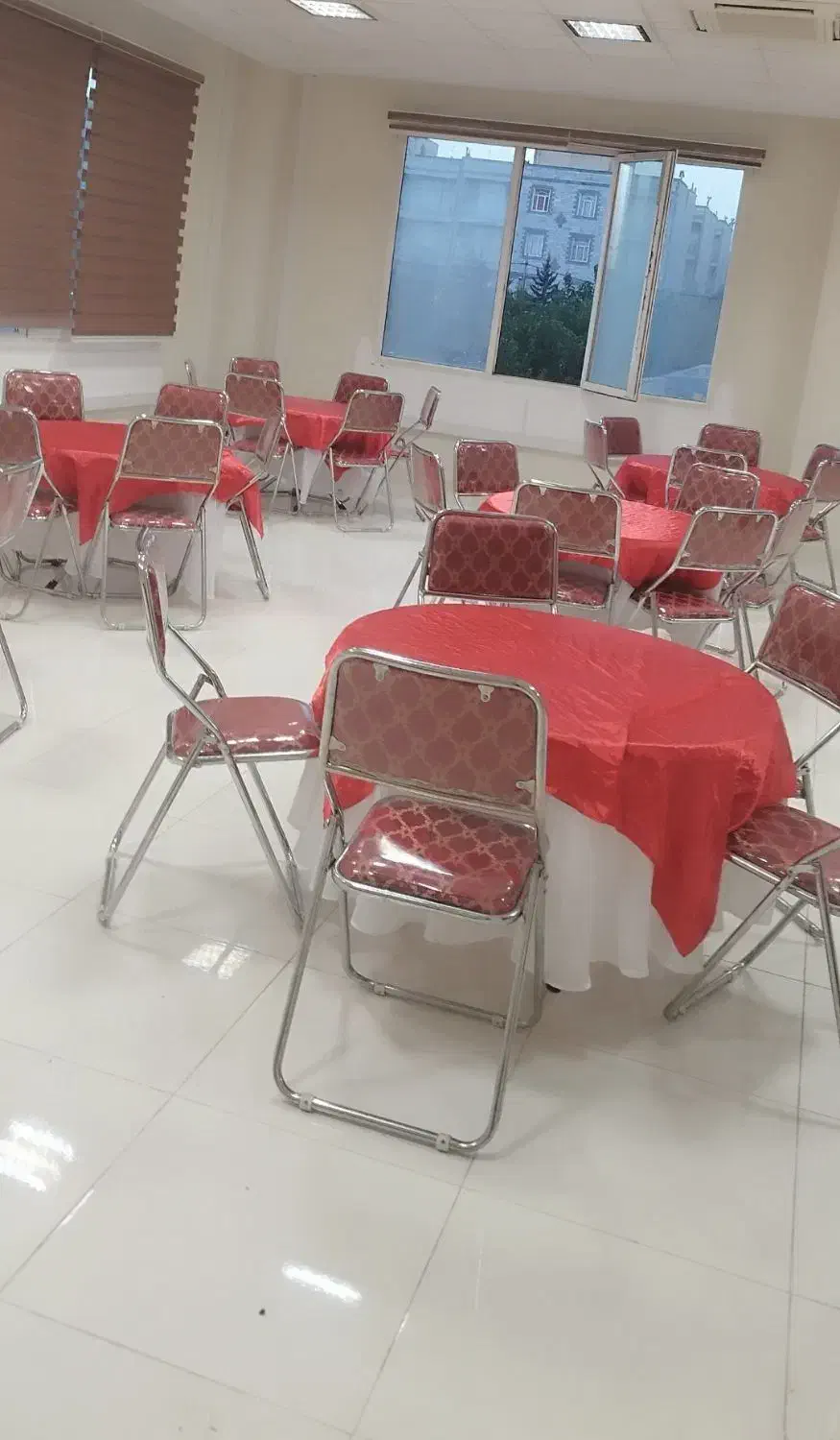 اجاره صندلی و میز جهت مجالس|خدمات پذیرایی، مراسم|قزوین, |دیوار