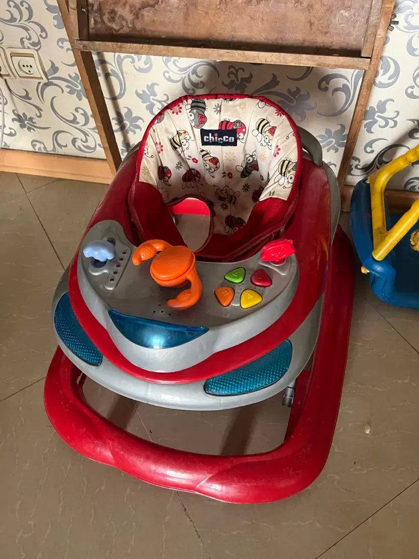 روروئک اسباب بازی تاب تخته سیاه دوچرخه کودک|اسباب و اثاث بچه|تهران, باغ فیض|دیوار