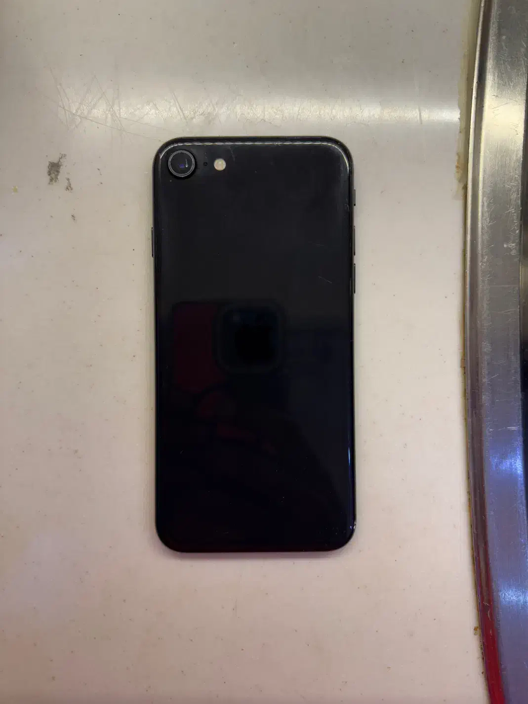 ایفون se 2020-لاک|موبایل|تهران, شهرک آزمایش|دیوار