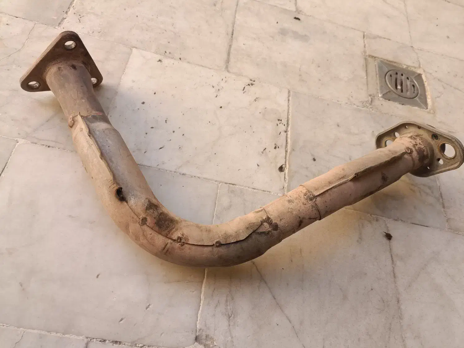 گلویی اگزوز پراید|قطعات یدکی و لوازم جانبی|خمینیشهر, |دیوار