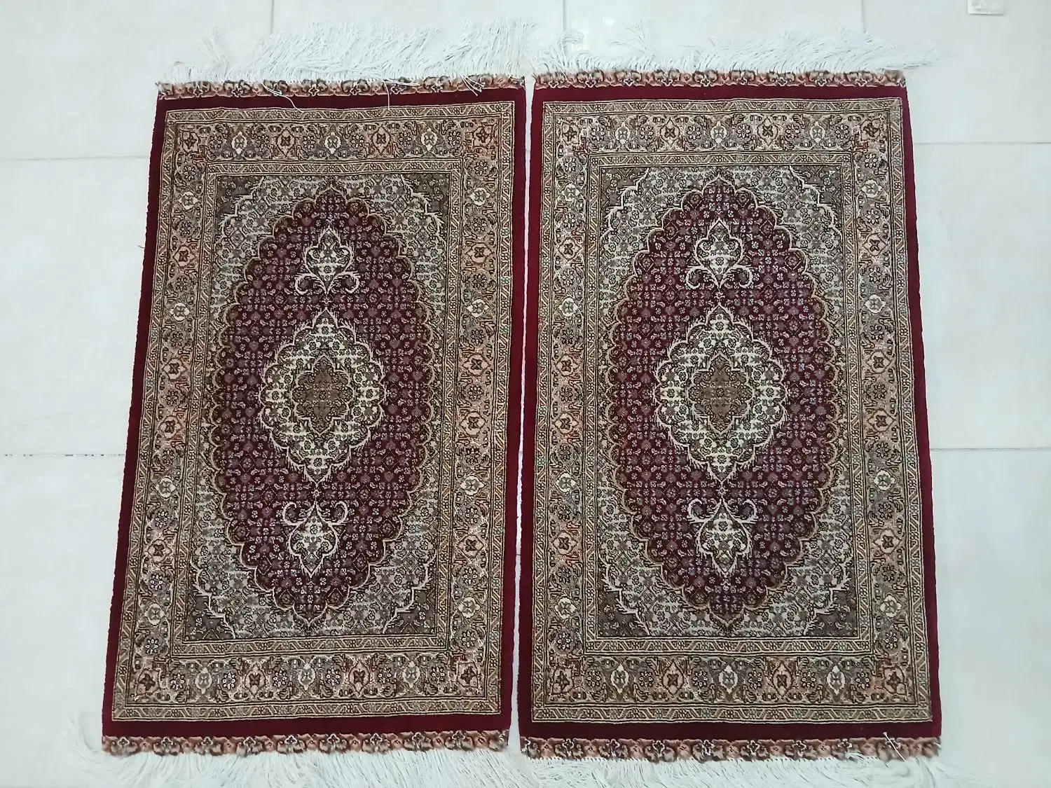 فرش دستبافت (ماهی خوی)|فرش|خوی, |دیوار