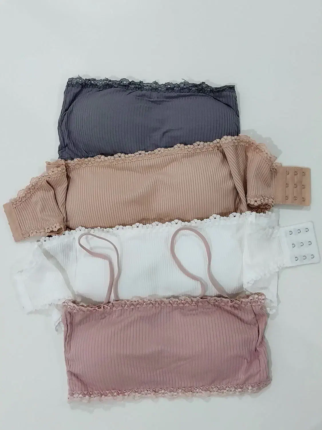 لباس زیر زنانه|لباس|آستانه اشرفیه, |دیوار