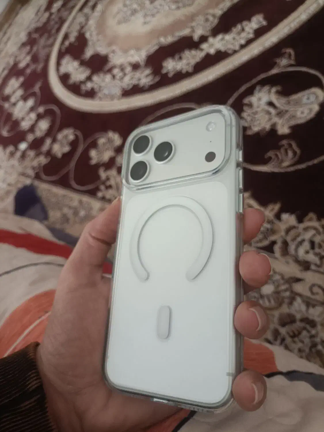 17پرو مکس|موبایل|یزد, |دیوار