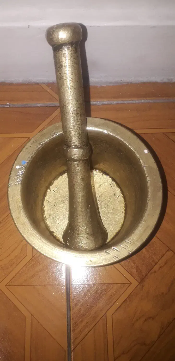 هاونگ قدیمی|کلکسیون اشیاء عتیقه|تهران, چیتگر شمالی|دیوار