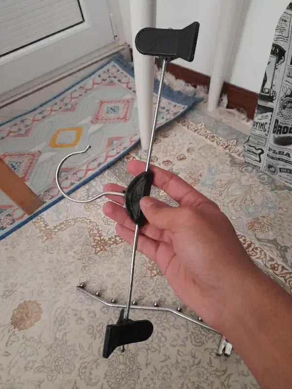 رگال و چوب لباسی|بندرخت و رختآویز|قم, نوقطار|دیوار