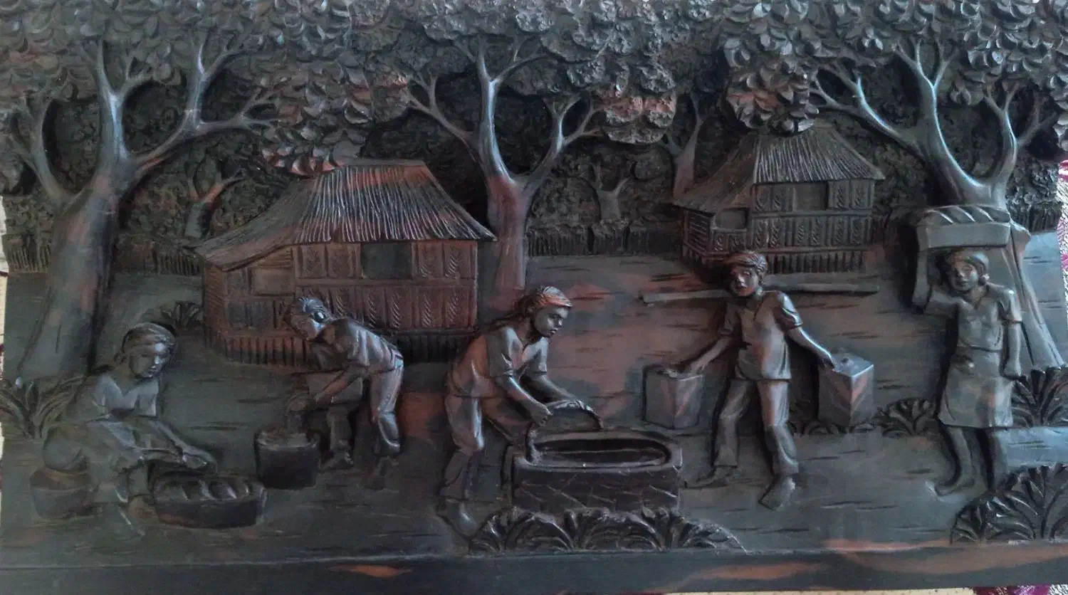 تابلو کلکسیونی تمام چوب نقش برجسته|کلکسیون اشیاء عتیقه|تهران, دکتر هوشیار|دیوار