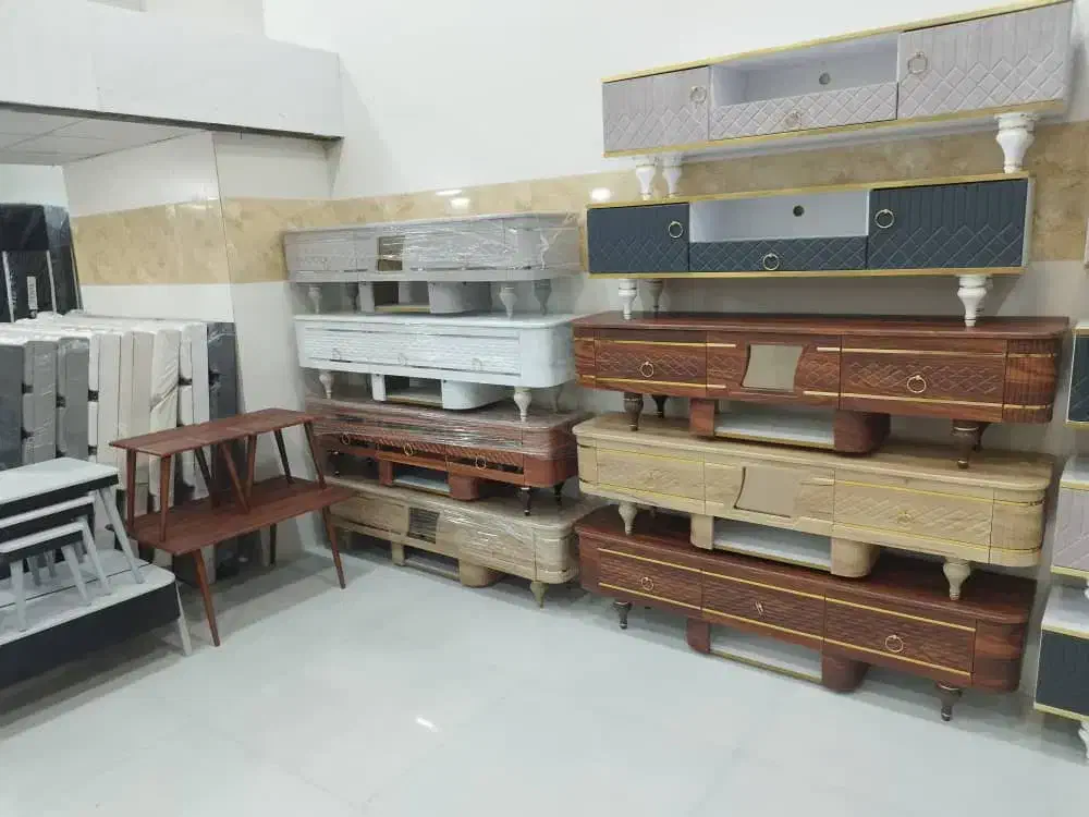 جلو مبلی ۴ تکه فقط 3200|مبلمان خانگی و میز عسلی|شیراز, رکن‌آباد|دیوار