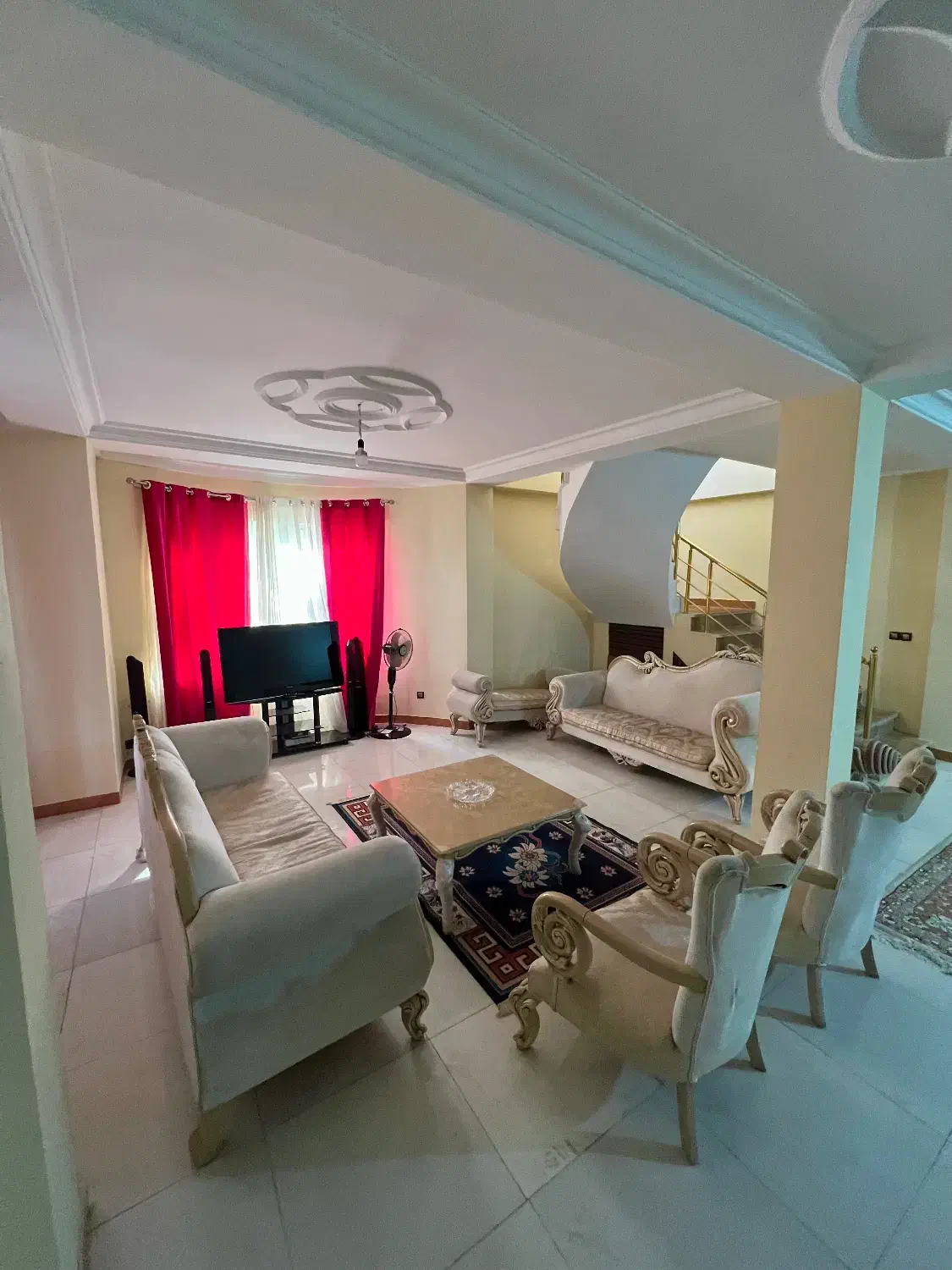 اجاره شبانه ویلا باغ جنگلی|اجارهٔ کوتاه‌مدت ویلا و باغ|چالوس, |دیوار