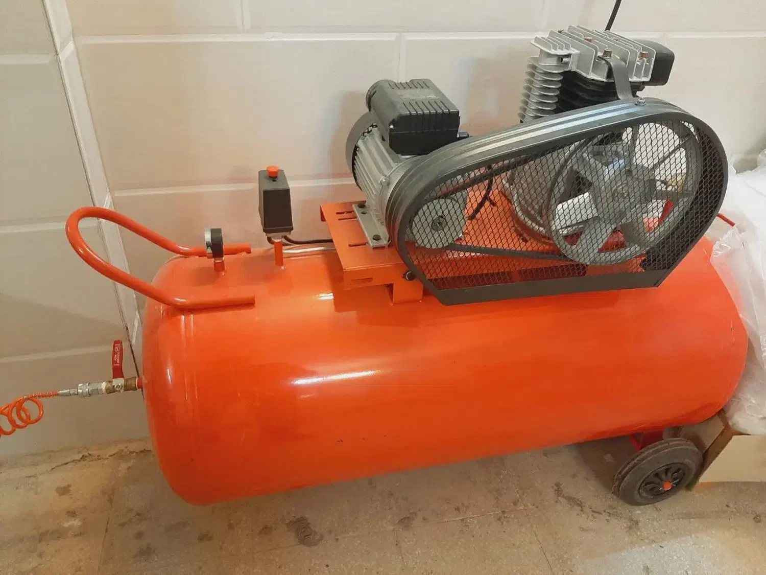 دستگاه بسته بندی دستمال کاغذی|ماشینآلات صنعتی|یزد, |دیوار