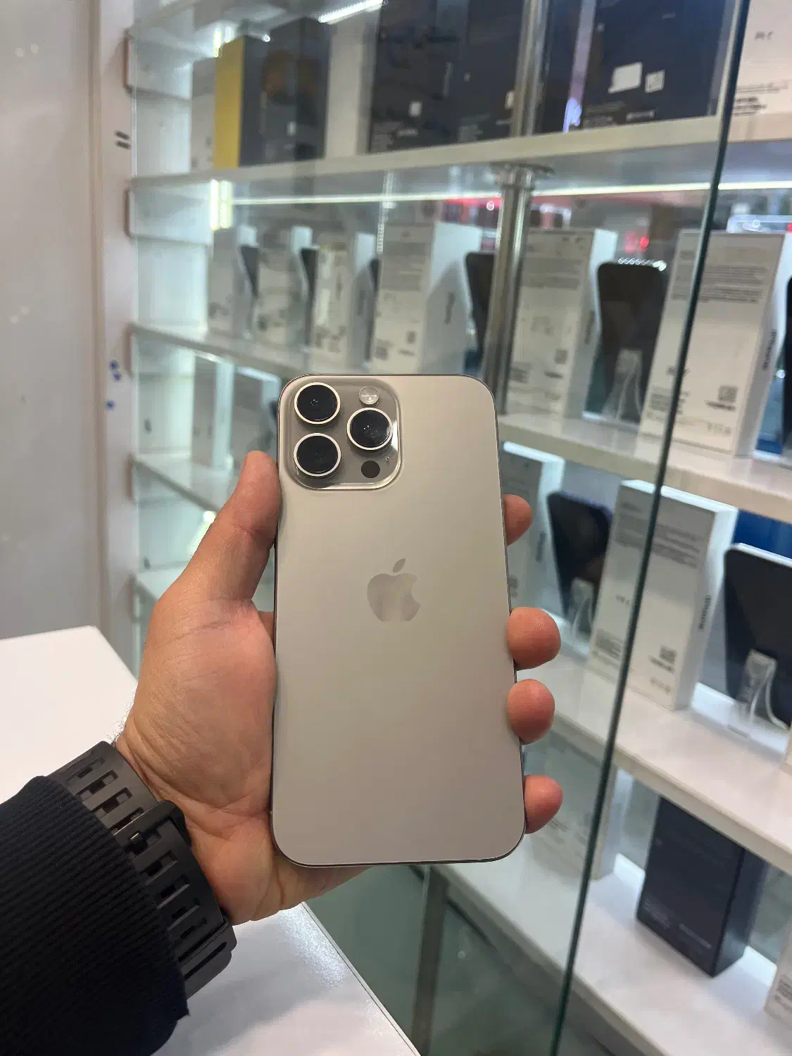 iPhone 16 pro max|موبایل|همدان, |دیوار