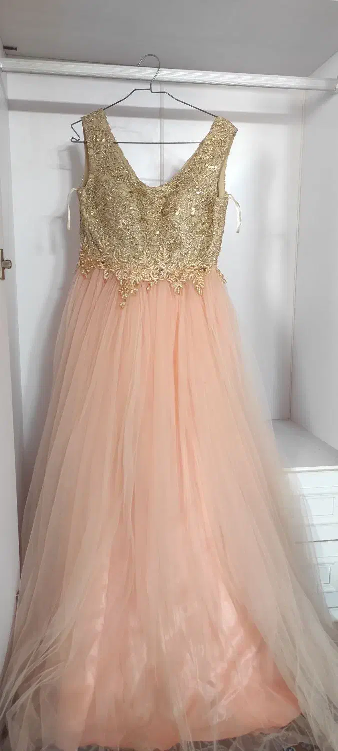 لباس مجلسی بالاتنه کار شده تا سایز ۴۲|لباس|بوشهر, |دیوار