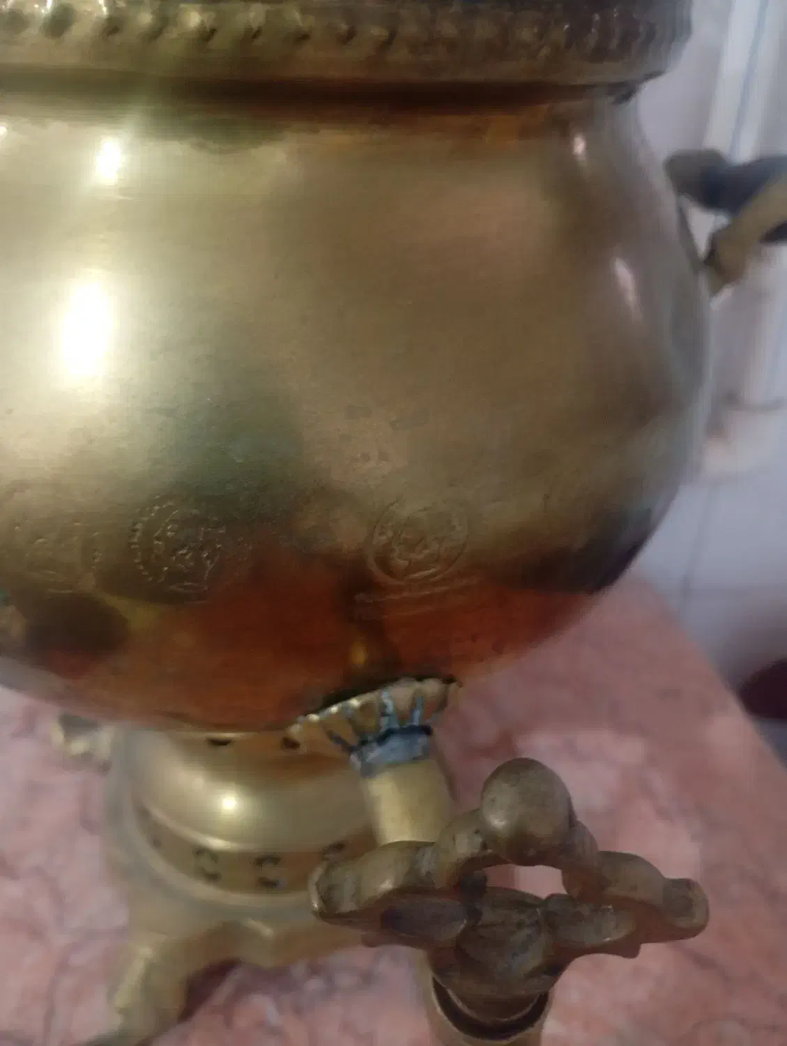 سماور برنجی ذغالی|کلکسیون اشیاء عتیقه|گناباد, |دیوار